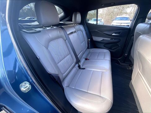 Used 2024 Buick Envista Avenir image 16