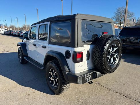 Used 2018 Jeep Wrangler Unlimited Sport S AWD/4WD image 5