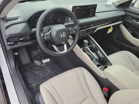 New 2026 Honda Accord Touring image 8