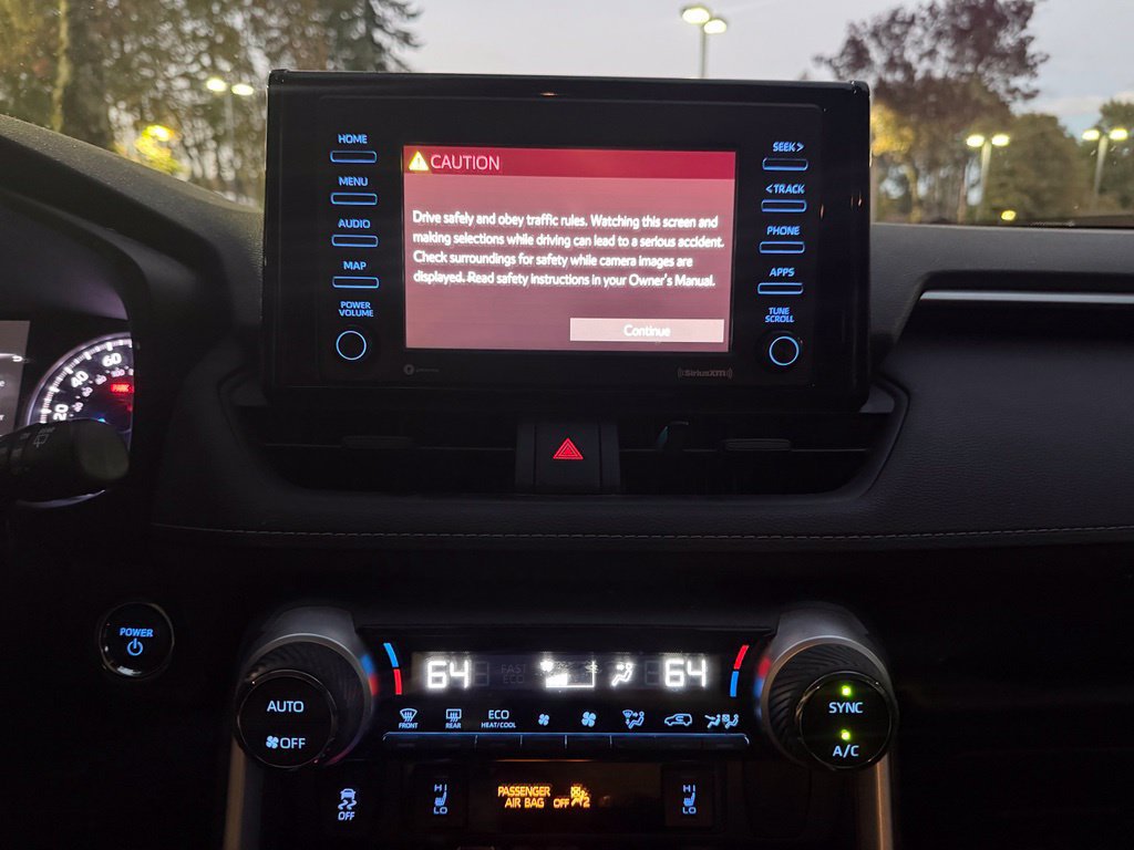 Used 2020 Toyota RAV4 XLE w/ XLE Grade Weather Package AWD/4WD image 14