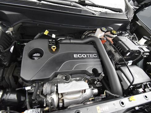 Used 2019 Chevrolet Equinox LT image 16