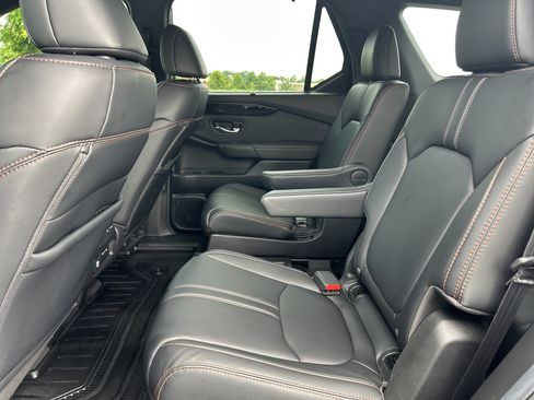 Certified 2025 Honda Pilot TrailSport image 26