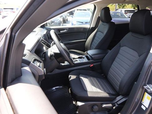 Used 2024 Ford Edge SE AWD/4WD image 7