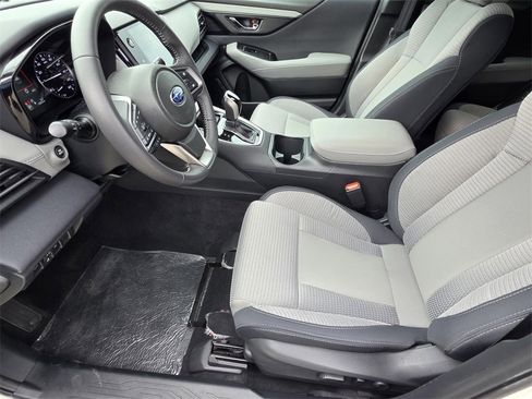 Certified 2025 Subaru Outback Premium image 8