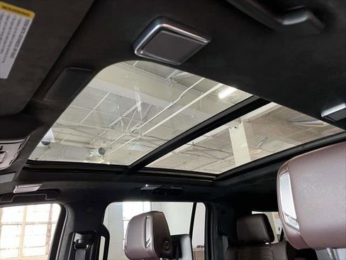 Used 2023 Cadillac Escalade ESV Premium Luxury Platinum w/ LPO, Radiant Package image 20