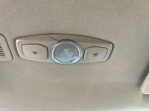 Used 2017 Ford F250 XLT w/ XLT Value Package AWD/4WD image 19