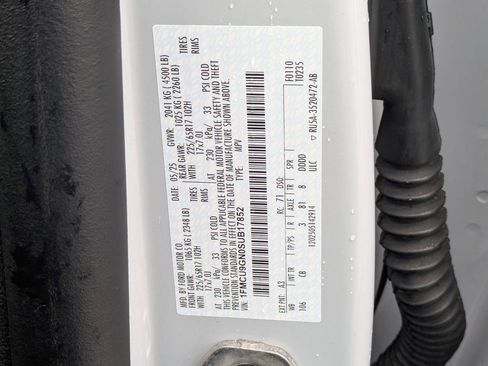 Used 2025 Ford Escape Active AWD/4WD image 41
