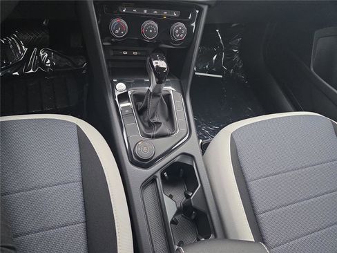 New 2026 Volkswagen Taos S image 21