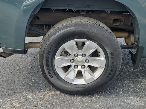 Used 2025 Chevrolet Silverado 1500 LT image 5