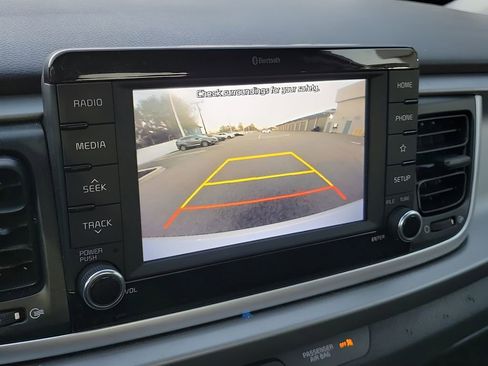 Used 2020 Kia Rio LX image 22