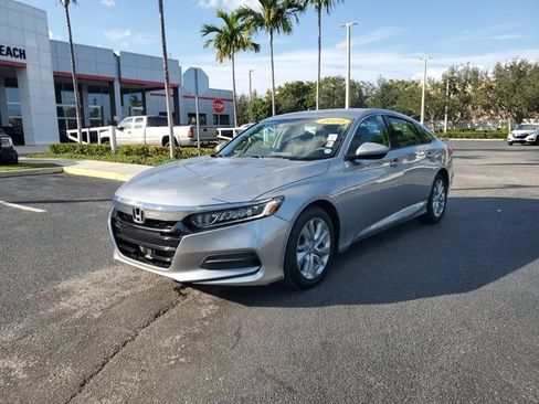 Used 2020 Honda Accord LX image 2