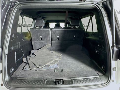 Used 2024 Jeep Wagoneer L Series II image 26