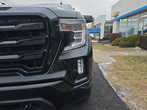 Used 2021 GMC Sierra 1500 Elevation w/ X31 Off-Road Package image 10