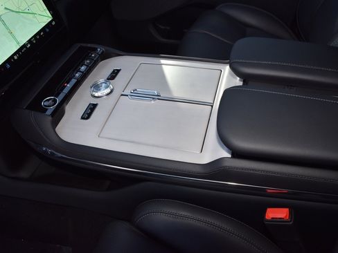 New 2025 Lincoln Navigator L Reserve w/ Jet Appearance Package image 34