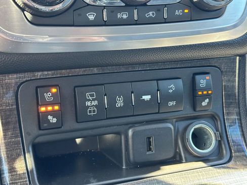 Used 2017 GMC Acadia Limited SLT image 26