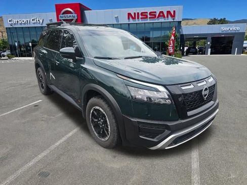 Used 2025 Nissan Pathfinder Rock Creek AWD/4WD image 5