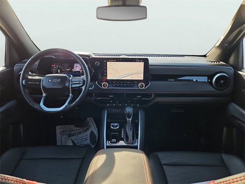 Certified 2025 Chevrolet Colorado Z71 w/ Z71 Convenience Package 2 image 11