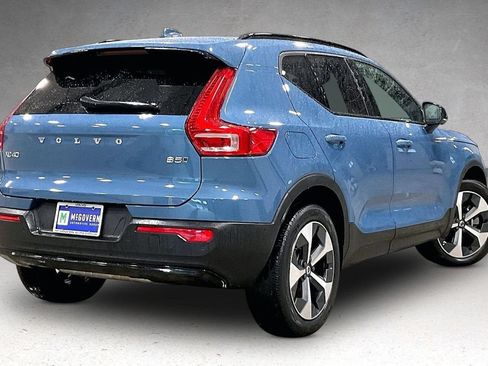 Certified 2024 Volvo XC40 B5 Plus AWD/4WD image 6