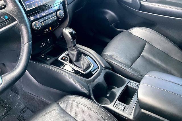 Certified 2019 Nissan Rogue SL FWD image 16