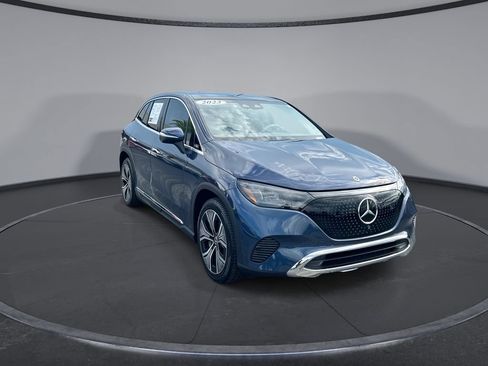 Used 2023 Mercedes-Benz EQE 350+ SUV image 12