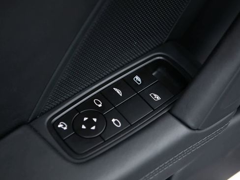 Certified 2025 Porsche 911 Carrera RWD image 24