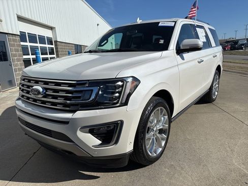 Certified 2019 Ford Expedition Limited w/ Equipment Group 302A image 4