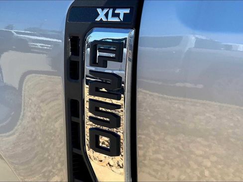 Certified 2024 Ford F250 XLT image 15