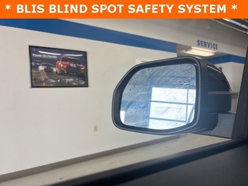 New 2025 Ford Maverick XLT w/ XLT Luxury Package image 25