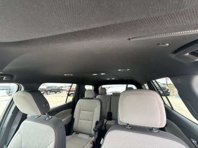 Certified 2026 Chevrolet Traverse LT w/ Driver Confidence Package FWD image 19