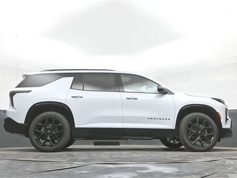 New 2026 Chevrolet Traverse RS w/ LPO, Floor Liner Package image 87