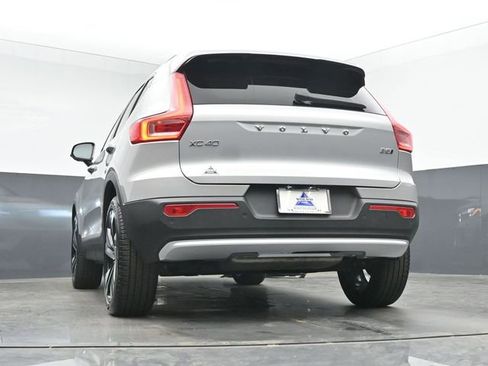 Used 2023 Volvo XC40 B5 Ultimate w/ Climate Package AWD/4WD image 44