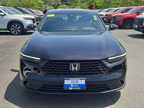 Used 2024 Honda Accord Sport image 11
