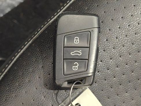 Used 2021 Volkswagen Jetta SE FWD image 16