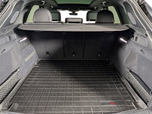 Used 2024 Audi SQ5 Prestige image 17