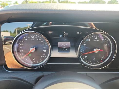 Used 2019 Mercedes-Benz E 300 4MATIC image 24