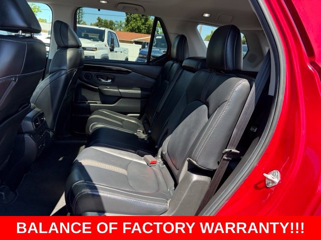 Used 2025 Honda Pilot Touring image 15