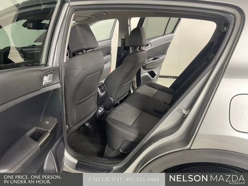 Used 2021 Kia Sportage LX FWD image 13