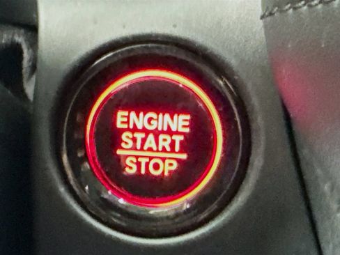 Used 2023 Honda HR-V LX image 18