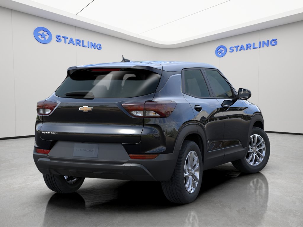 Used 2026 Chevrolet TrailBlazer LS FWD image 4