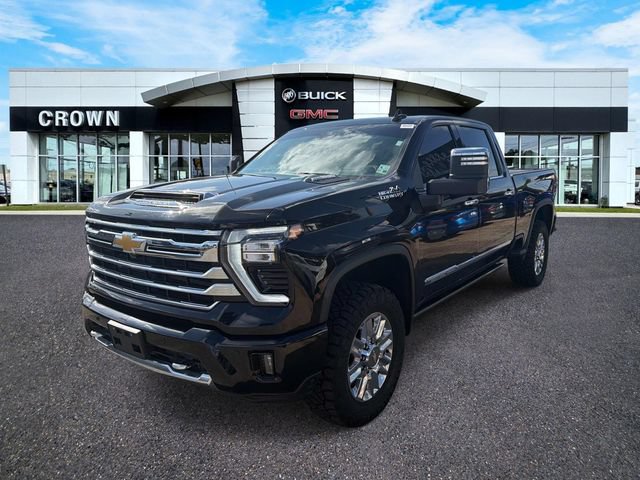 Used 2024 Chevrolet Silverado 2500 High Country w/ High Country Premium Package AWD/4WD image 1