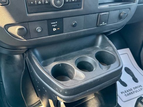 Used 2016 Chevrolet Express 3500 LS RWD image 27