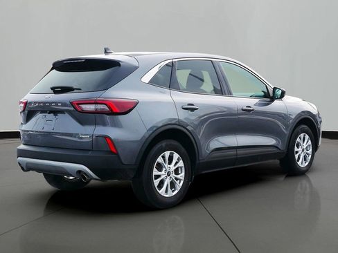 Certified 2023 Ford Escape Active image 3