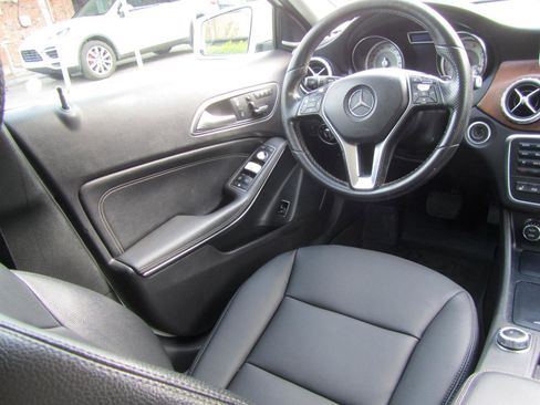 Used 2015 Mercedes-Benz GLA 250 4MATIC image 12