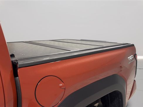 Used 2025 Toyota Tacoma TRD Off-Road w/ TRD Off Road Premium Package image 29