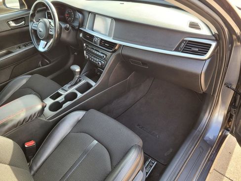 Used 2020 Kia Optima S image 9