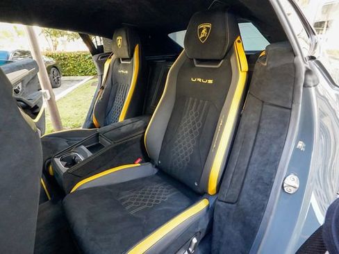 Used 2023 Lamborghini Urus Performante image 80