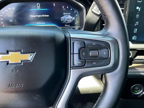 Used 2023 Chevrolet Silverado 1500 LT AWD/4WD image 24
