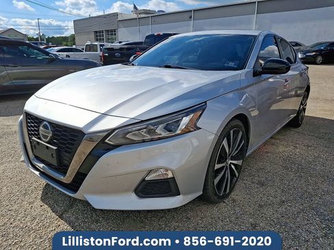 Used 2019 Nissan Altima 2.5 SR w/ SR Premium Package FWD image 1