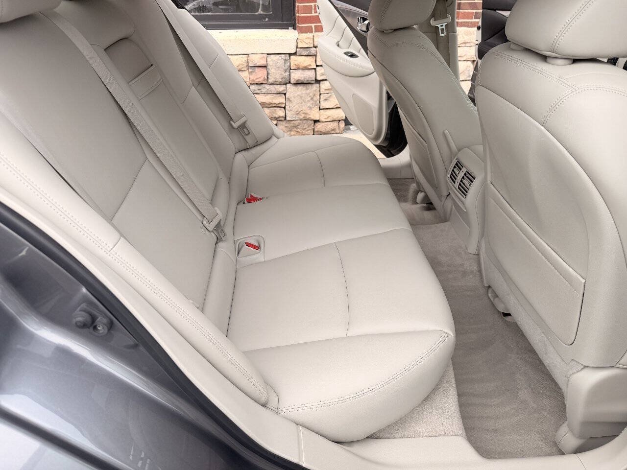 Used 2015 INFINITI Q50 Premium w/ Navigation Package AWD/4WD image 15