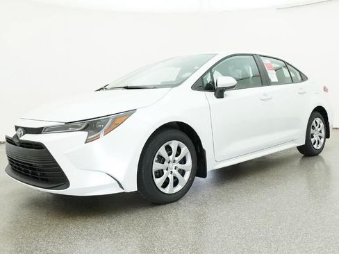 New 2026 Toyota Corolla LE FWD image 17